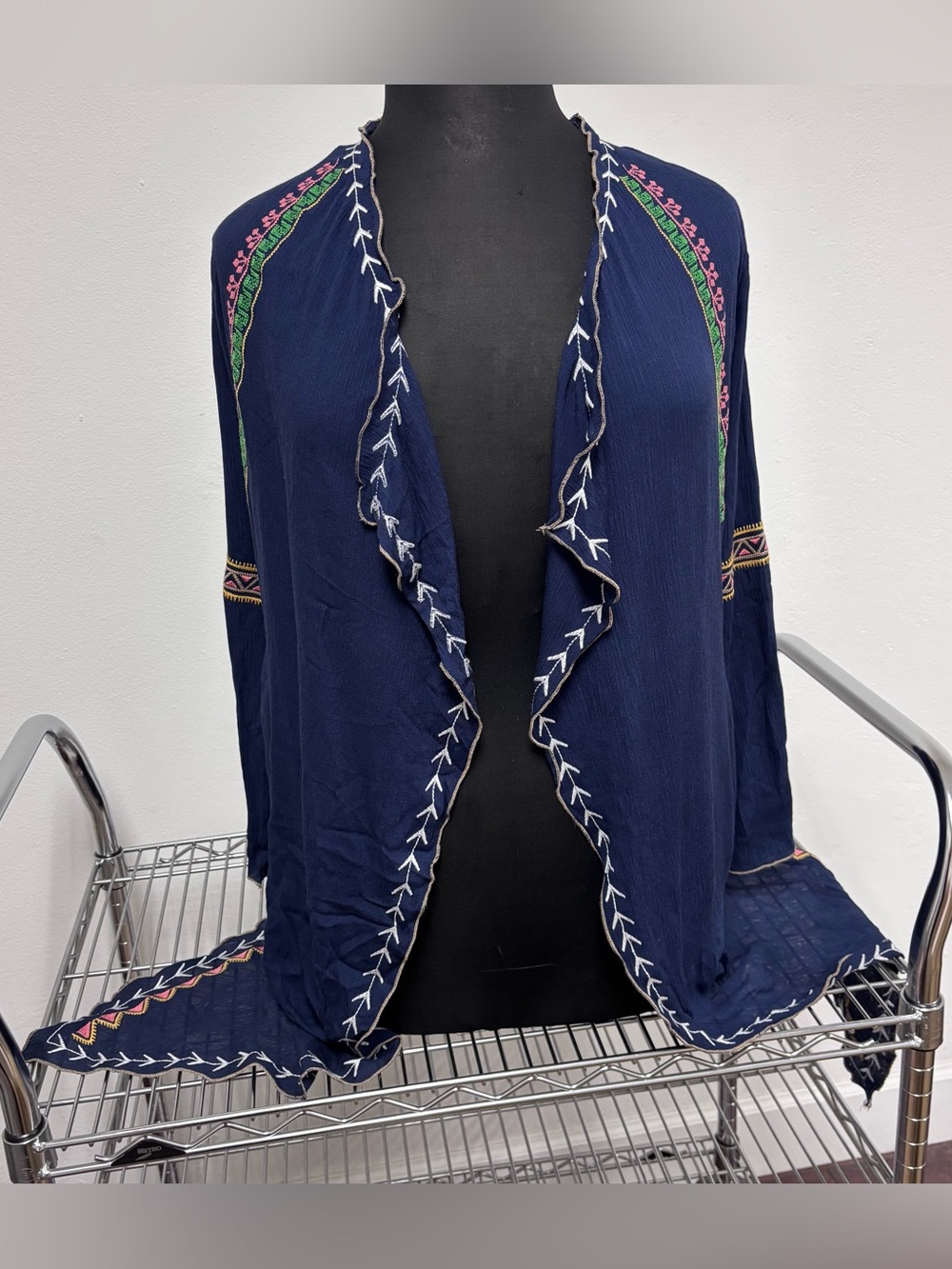 NWT Hot &Delicious Along the Tribal Trail Embroidered Boho Open Front Cardigan S